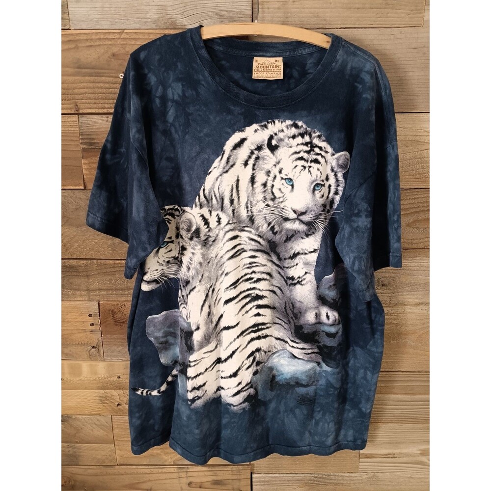 The Mountain Tshirt Sz. XL White Siberian Tigers Dyed & Printed 100% Cotton EUC